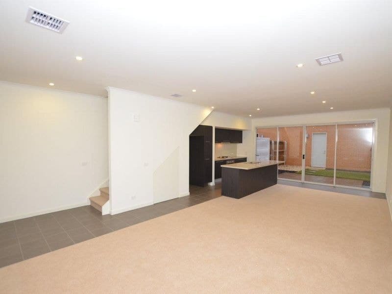 7 Beaurepaire Parade Footscray VIC, Footscray - Thumbnail 4
