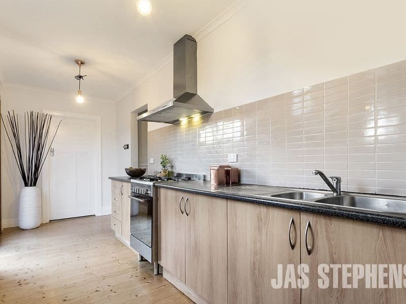21 Dove Street West Footscray VIC, West Footscray - Thumbnail 4