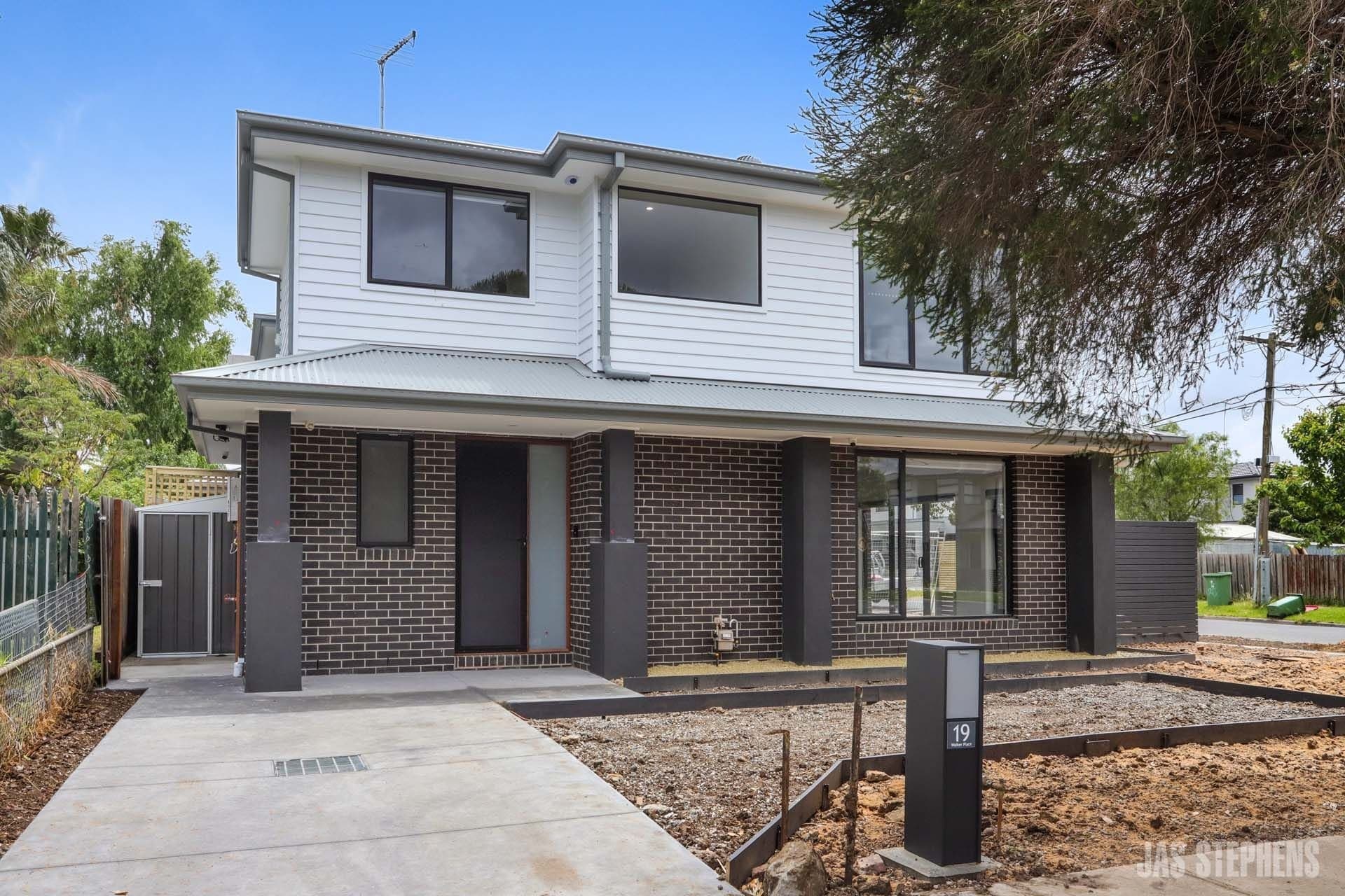 19 Walker Place Braybrook VIC, Braybrook - Thumbnail 2