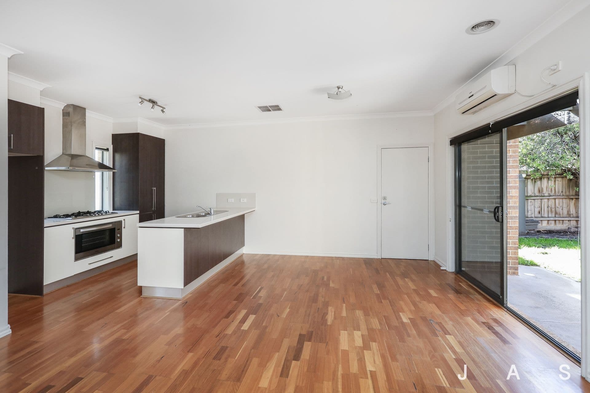 1/50 Blenheim Road Newport VIC, Newport - Thumbnail 4