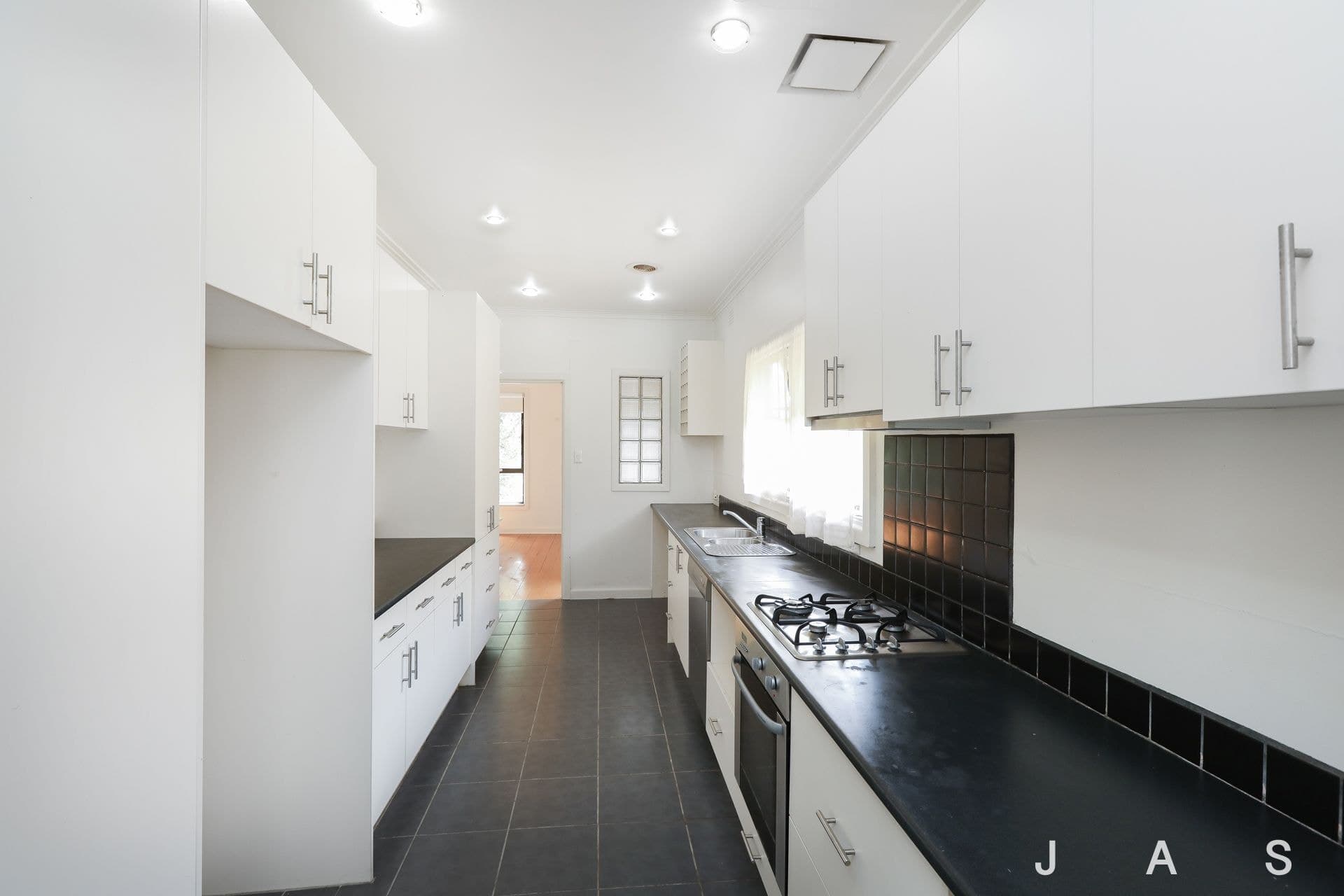 31 Dudley Street Footscray VIC, Footscray - Thumbnail 7