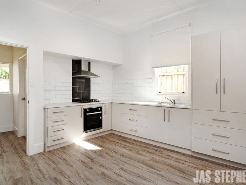 14 Nesnah Street WEST FOOTSCRAY VIC, West Footscray - Thumbnail 6