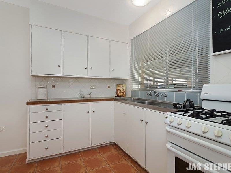 13/49 Haines Street North Melbourne VIC, North Melbourne - Thumbnail 6