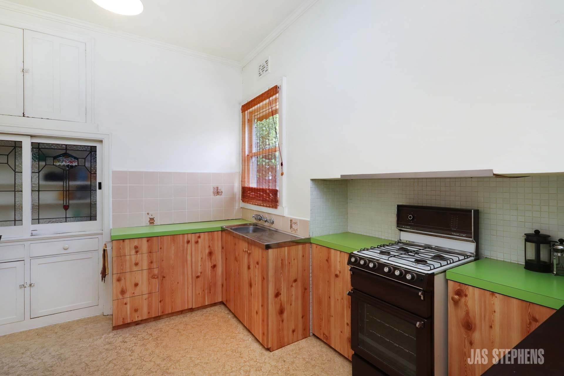 26 Pole Street Seddon VIC, Seddon - Image 1