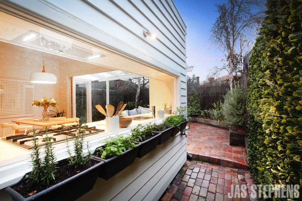 18 White Street Footscray VIC, Footscray - Image 1