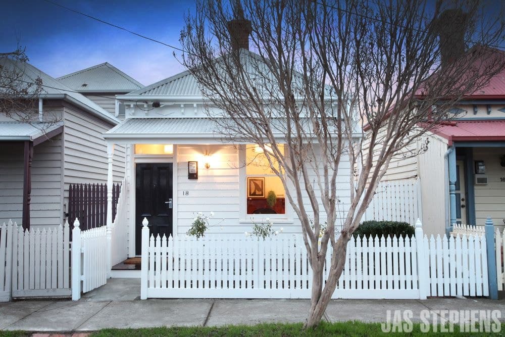 18 White Street Footscray VIC, Footscray - Thumbnail 2