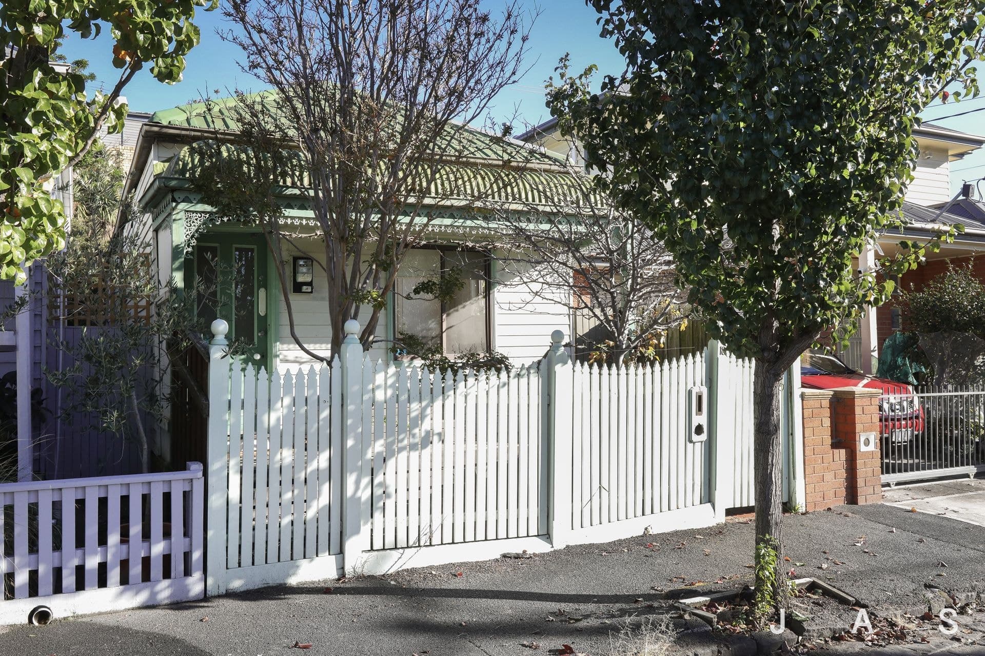 18 Arran Street Seddon VIC, Seddon - Thumbnail 2