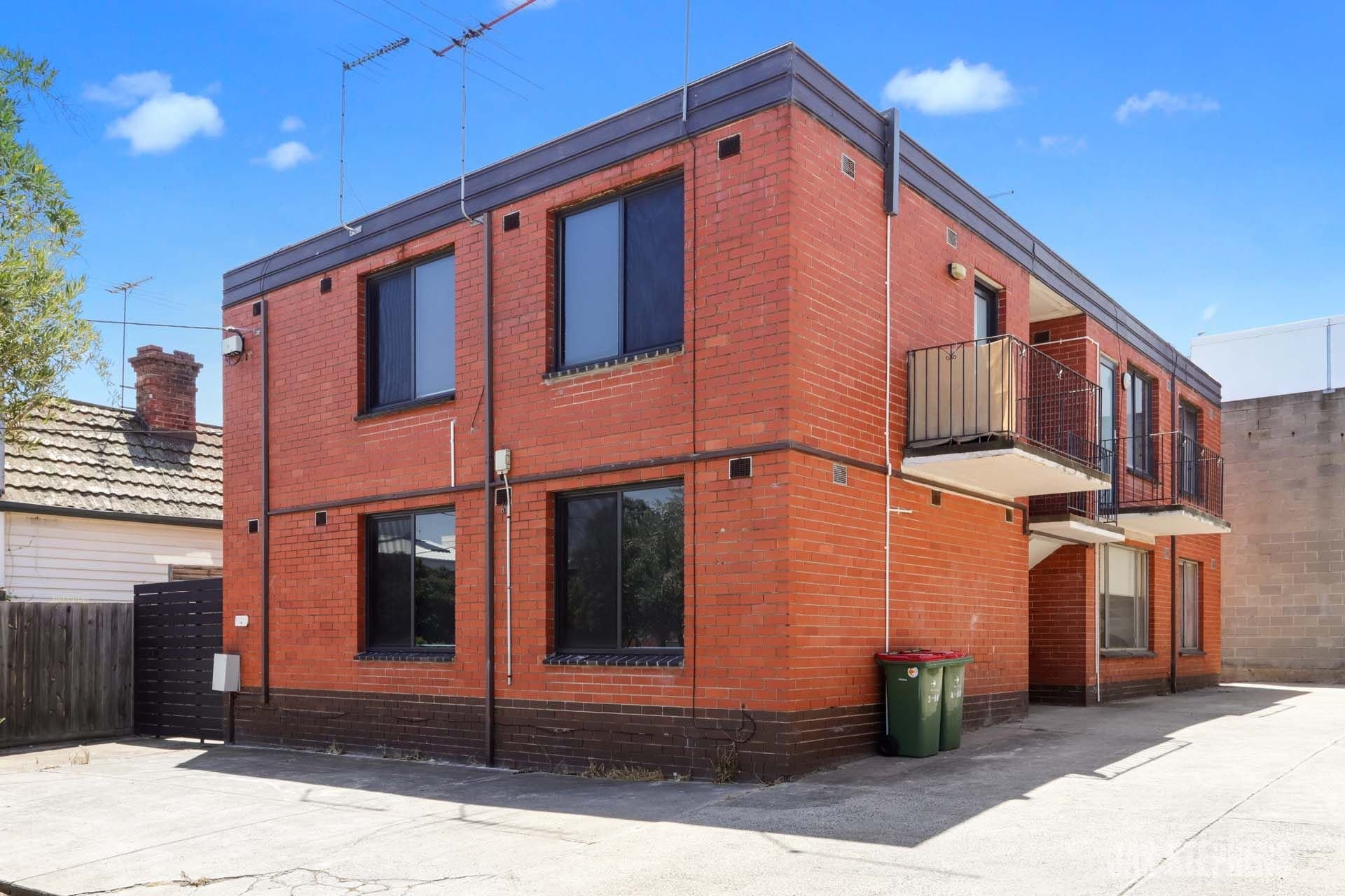 4/68 Simpson Street Yarraville VIC, Yarraville - Thumbnail 2