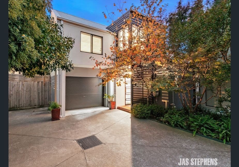 4/89-91 Gamon Street Yarraville VIC, Yarraville - Thumbnail 2