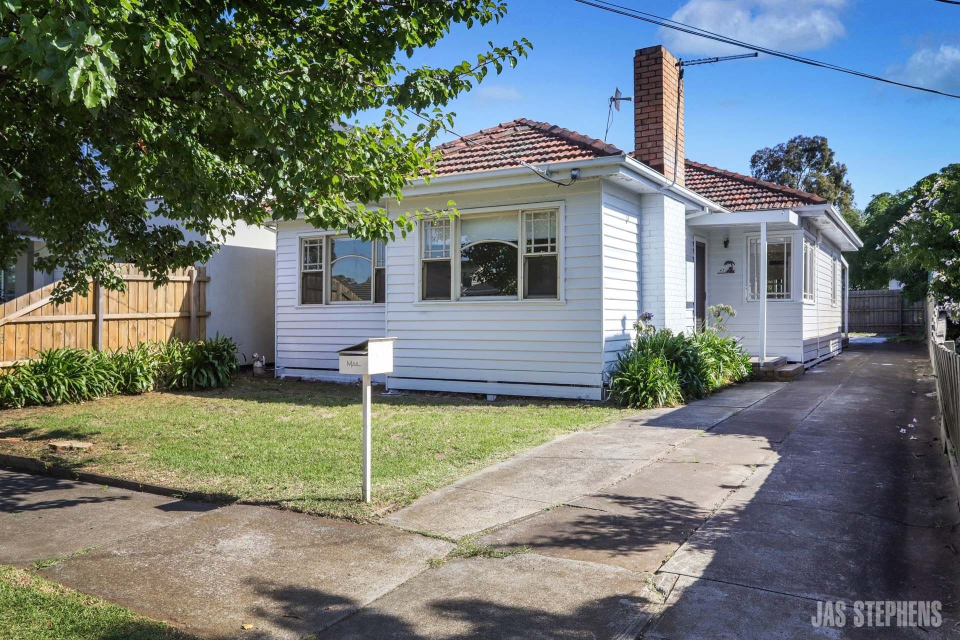 42 Adeney Street Yarraville VIC, Yarraville - Thumbnail 2