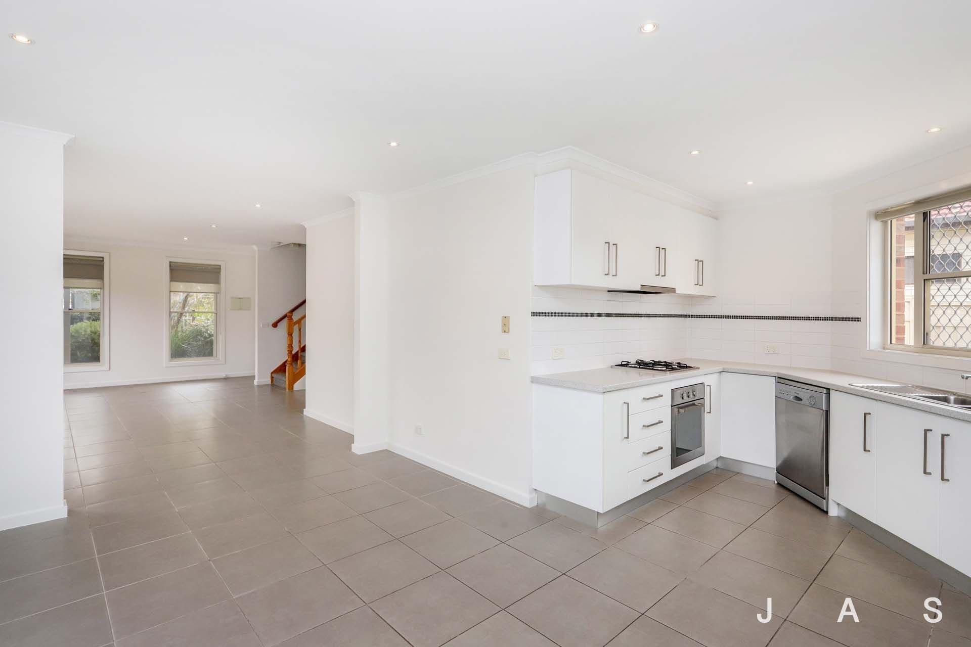 1/117 Essex Street West Footscray VIC, West Footscray - Thumbnail 3