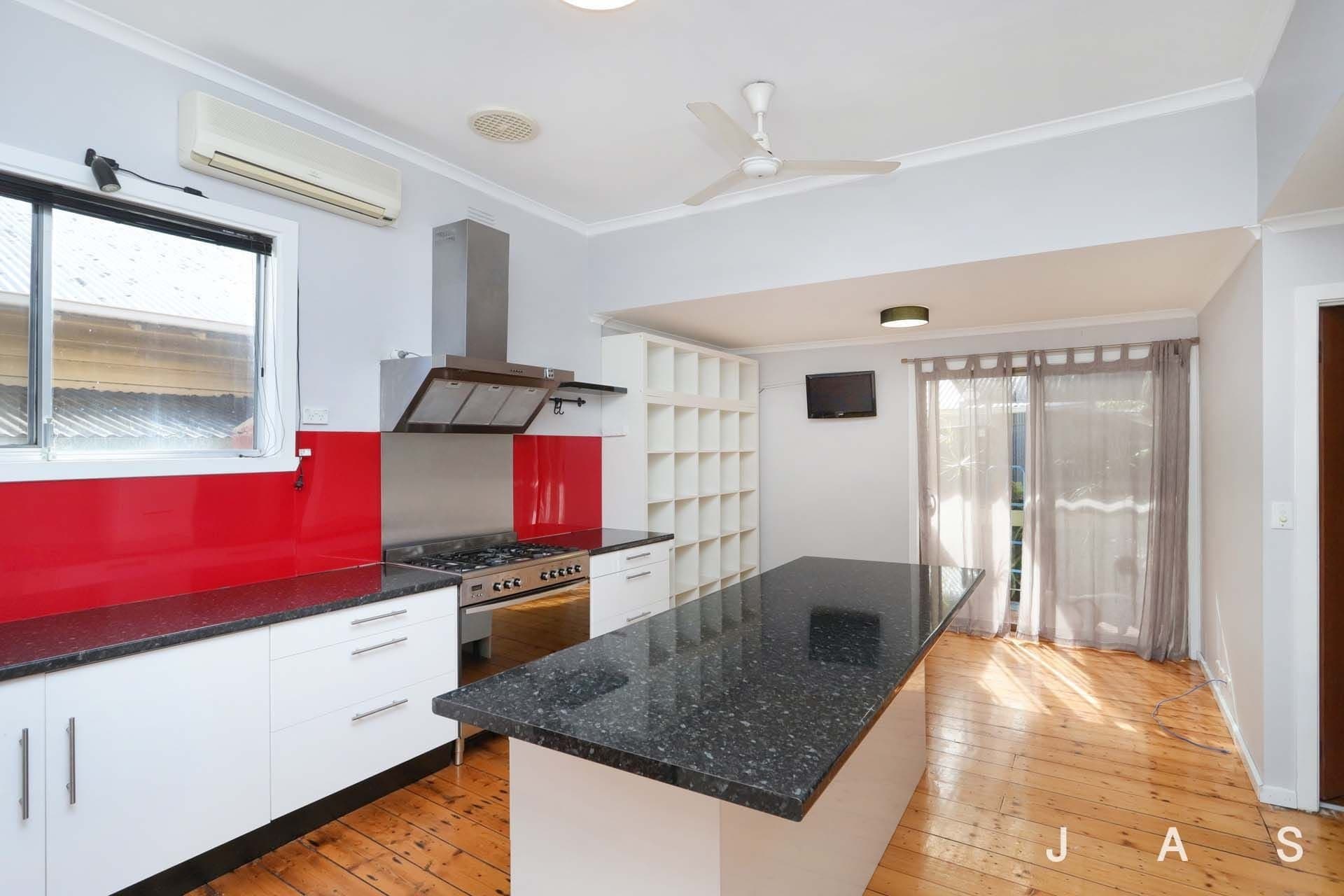 12 Cullen Street Spotswood VIC, Spotswood - Thumbnail 4