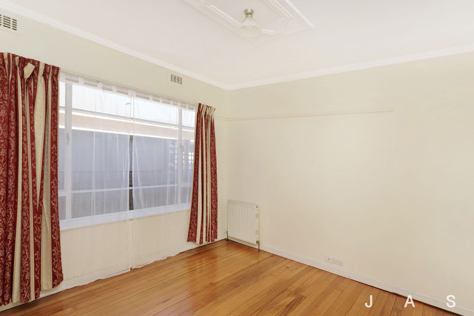 32 Angliss Street YARRAVILLE VIC, Yarraville - Thumbnail 3