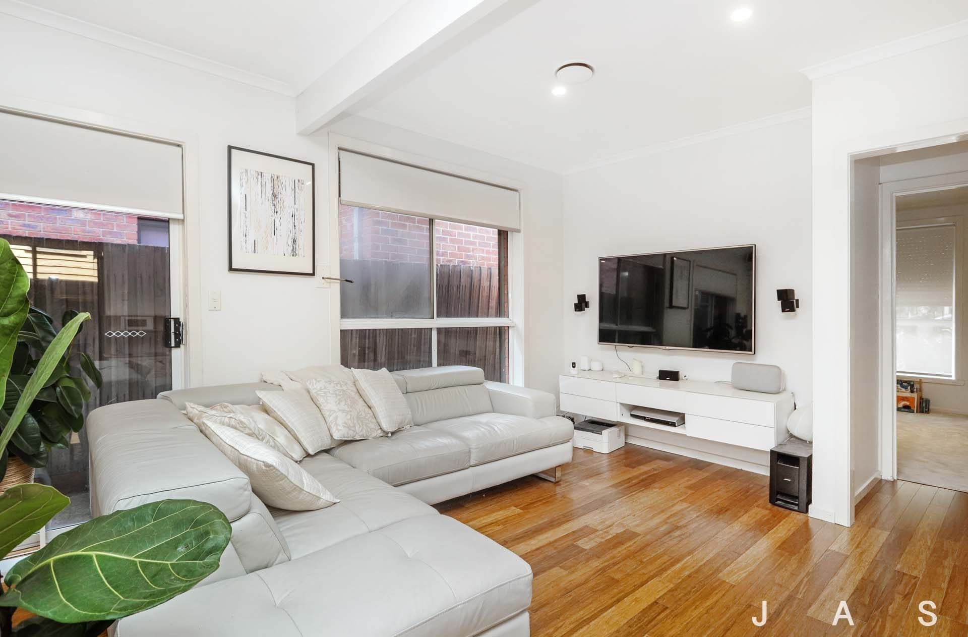 76 Commercial Road Footscray VIC, Footscray - Thumbnail 3