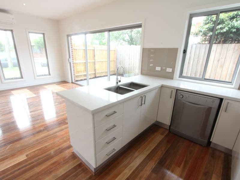 1/58 Blenheim Road Newport VIC, Newport - Thumbnail 3
