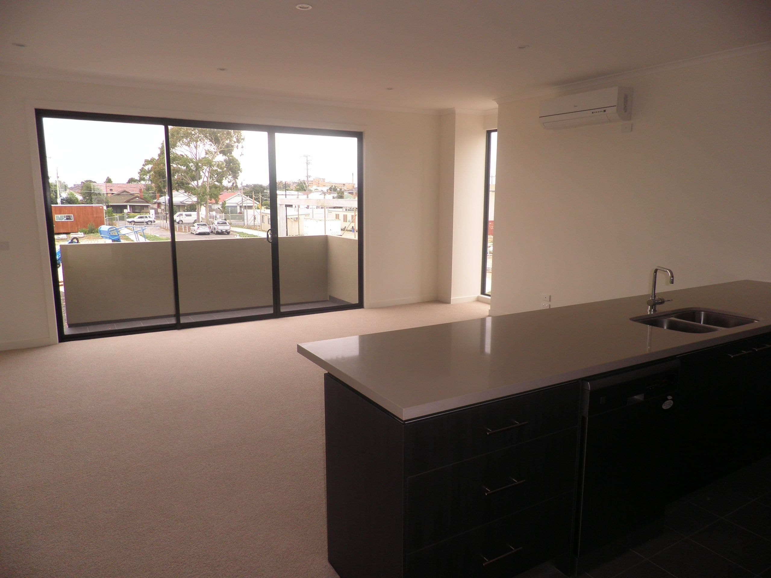 2 McDougall Drive FOOTSCRAY VIC, Footscray - Thumbnail 4