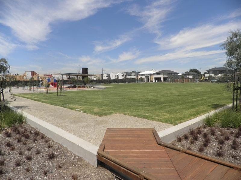 2 McDougall Drive FOOTSCRAY VIC, Footscray - Thumbnail 8