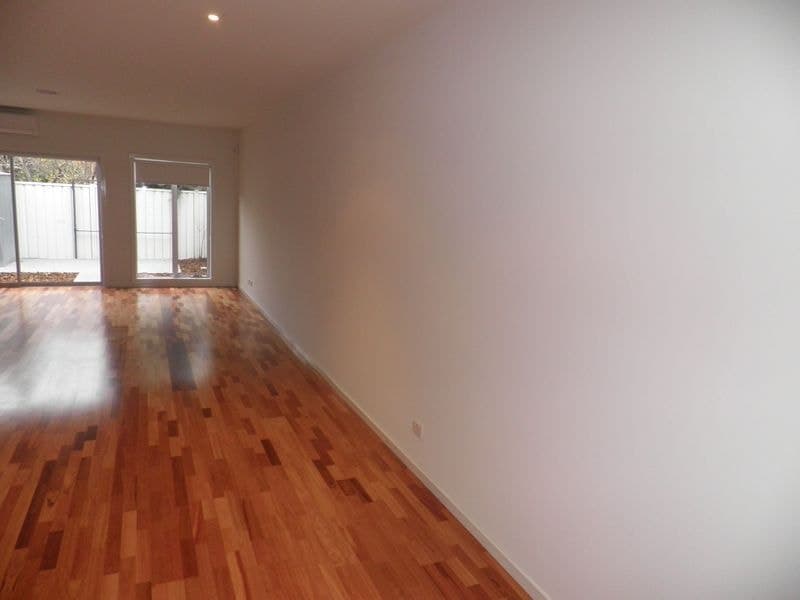 1/5 Alma Street Maidstone VIC, Maidstone - Thumbnail 3