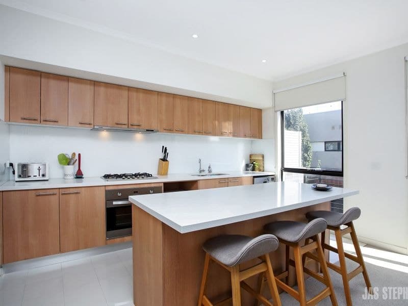 41 Beaurepaire Parade FOOTSCRAY VIC, Footscray - Thumbnail 4
