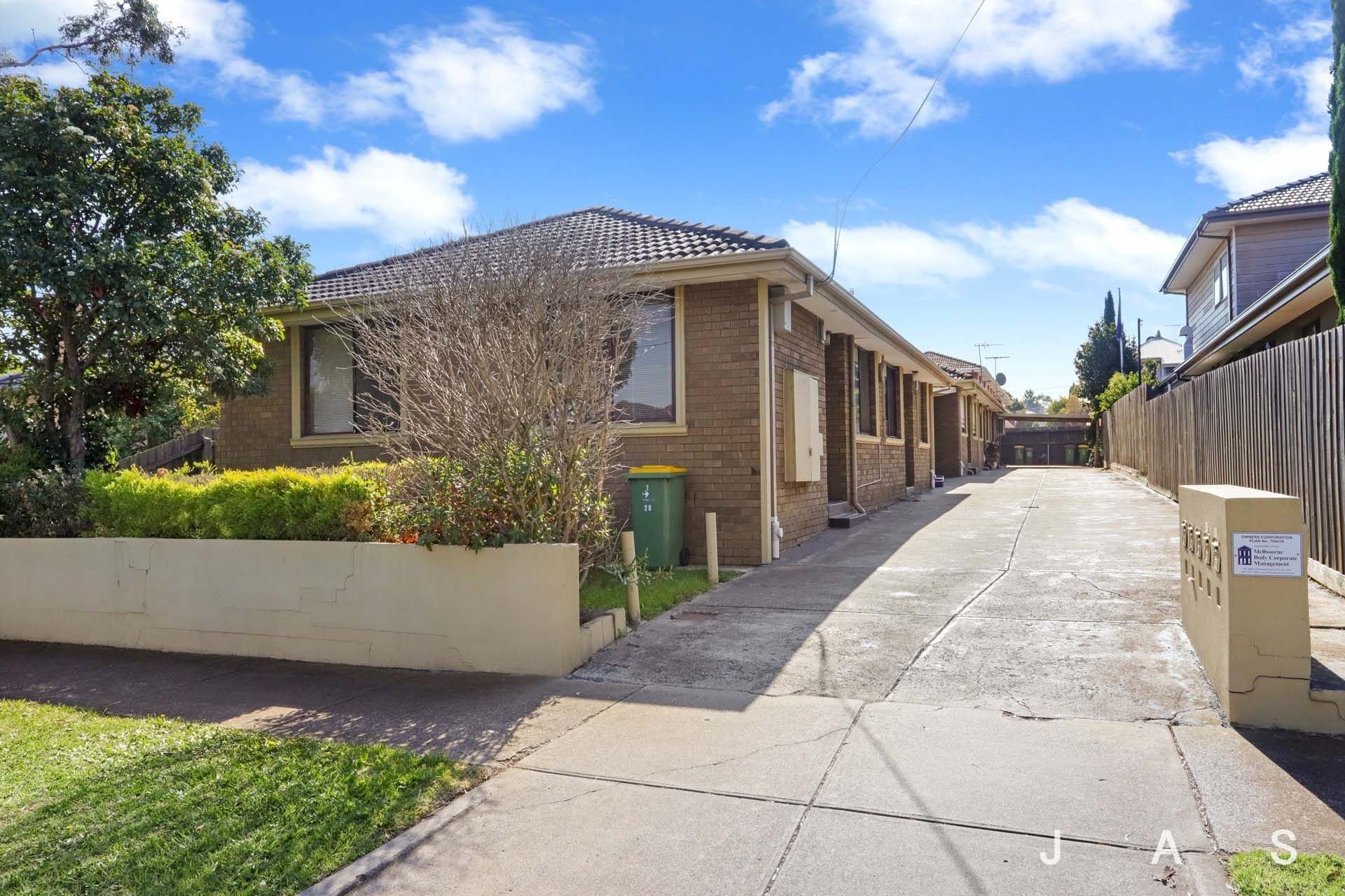 2/28 Hampton Parade West Footscray VIC, West Footscray - Thumbnail 3