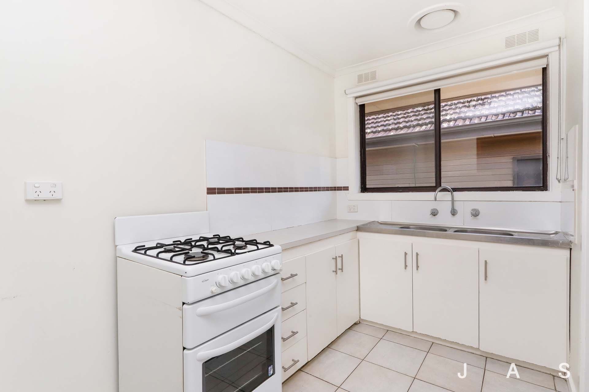 2/28 Hampton Parade West Footscray VIC, West Footscray - Thumbnail 4