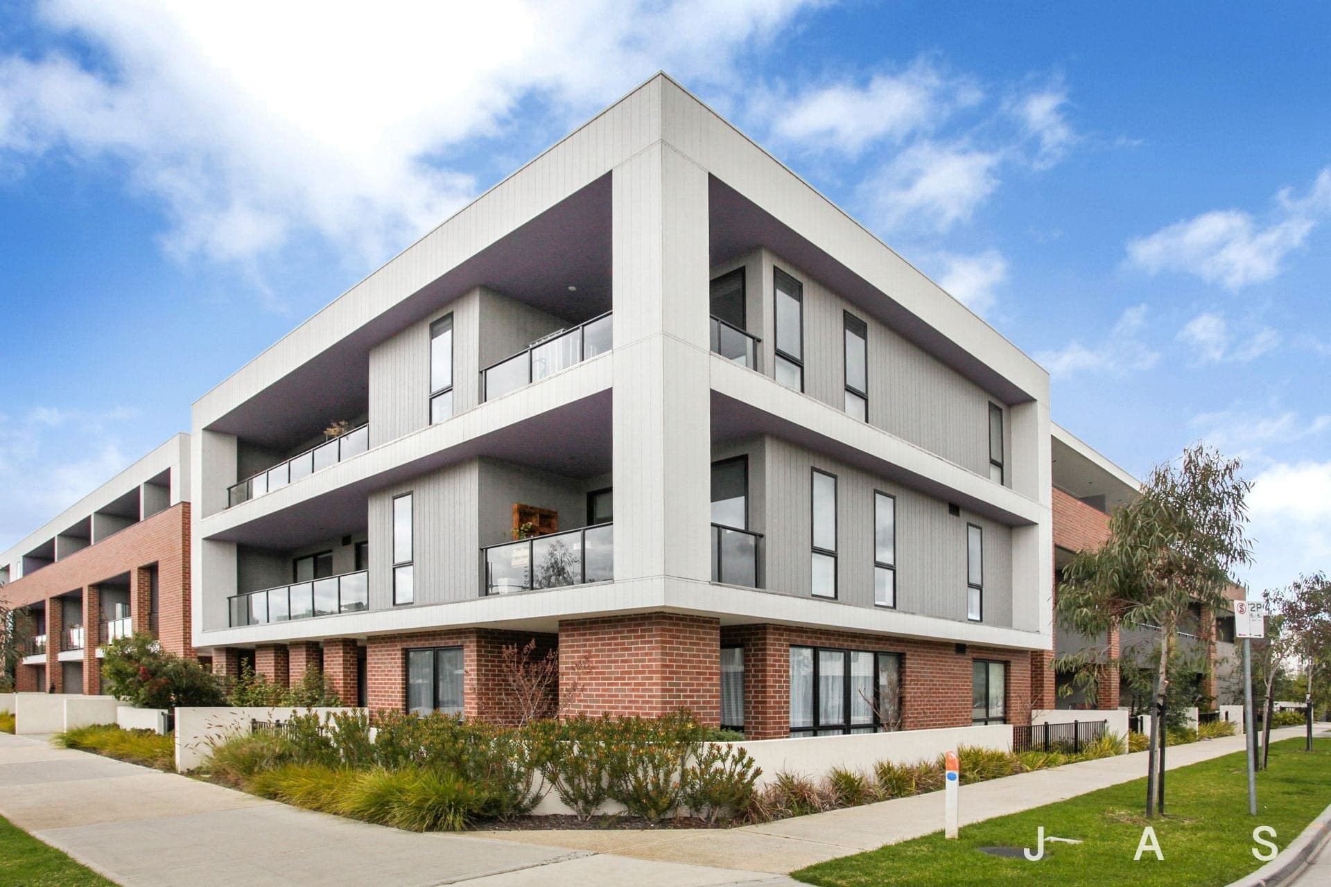 205/26 Beaurepaire Parade Footscray VIC, Footscray - Thumbnail 2