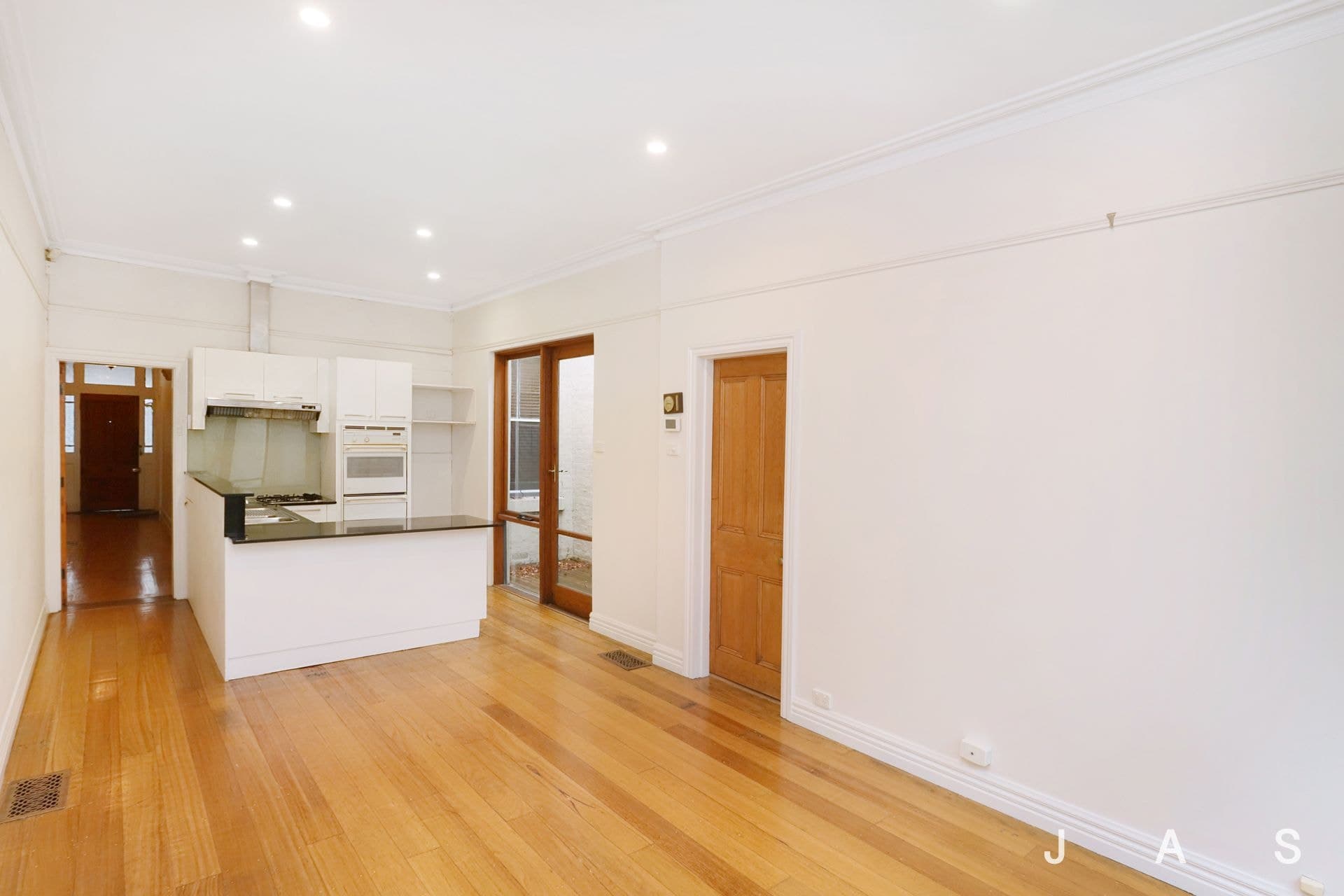 13 Parker Street FOOTSCRAY VIC, Footscray - Thumbnail 7