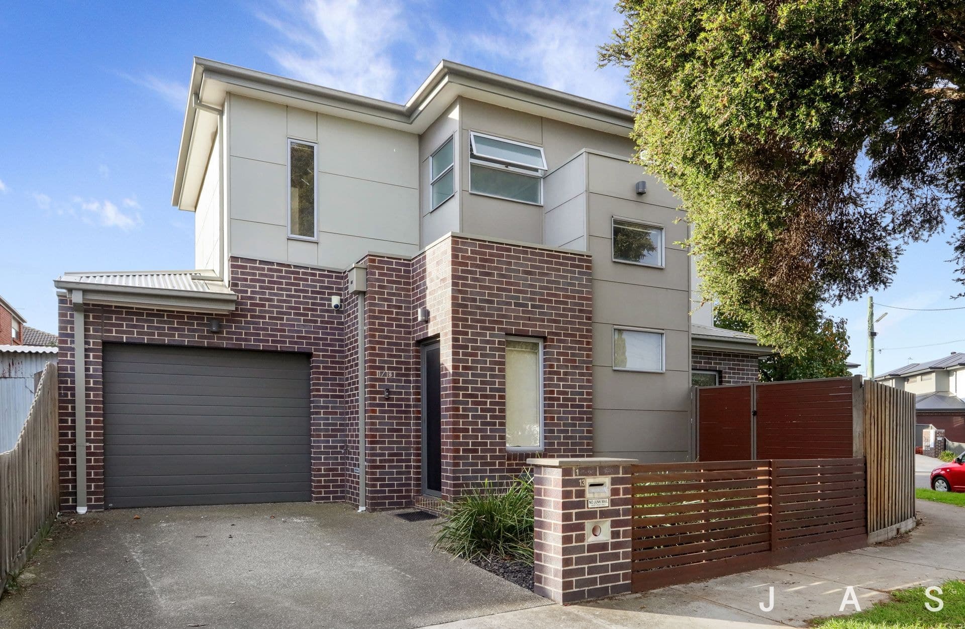 1/13 Holland Court Maidstone VIC, Maidstone - Thumbnail 2