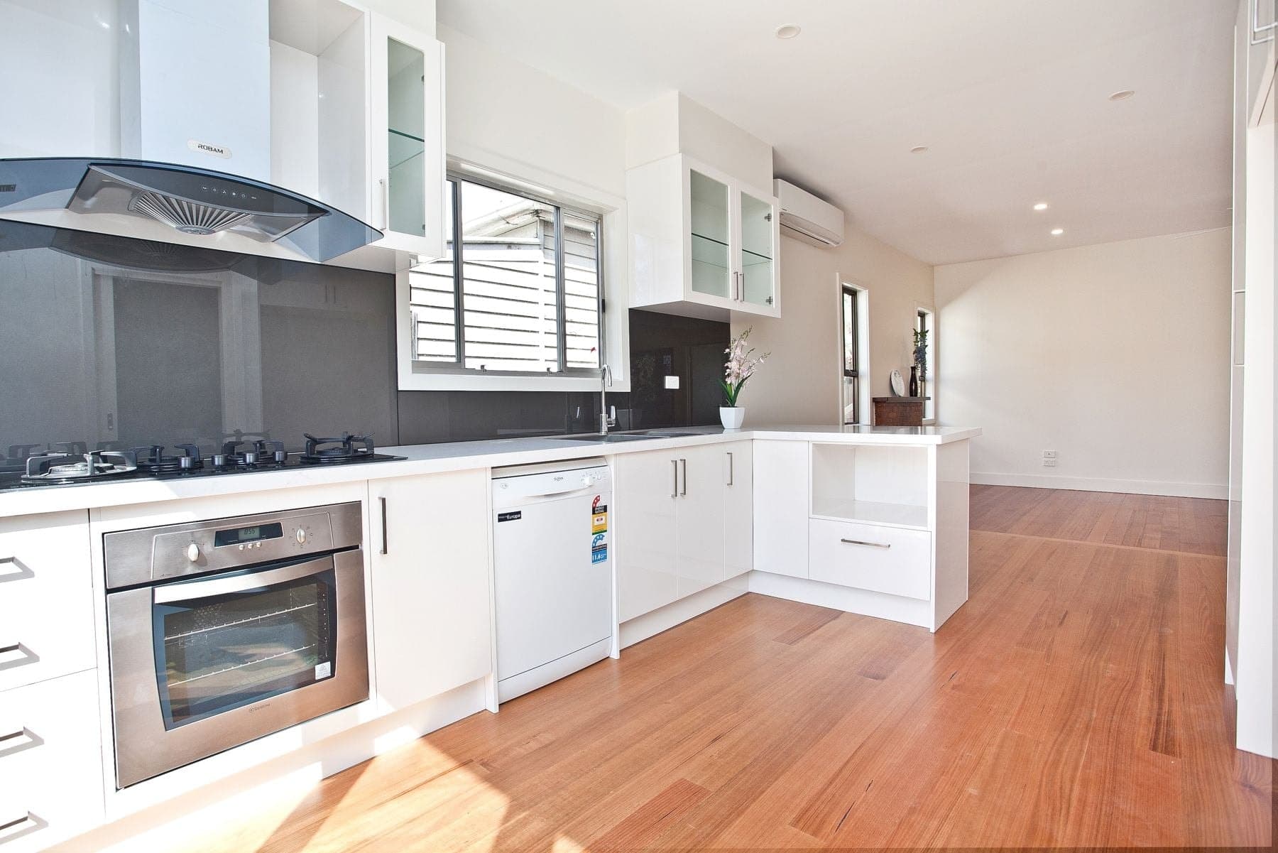 127 Summerhill Road Footscray VIC, Footscray - Thumbnail 6