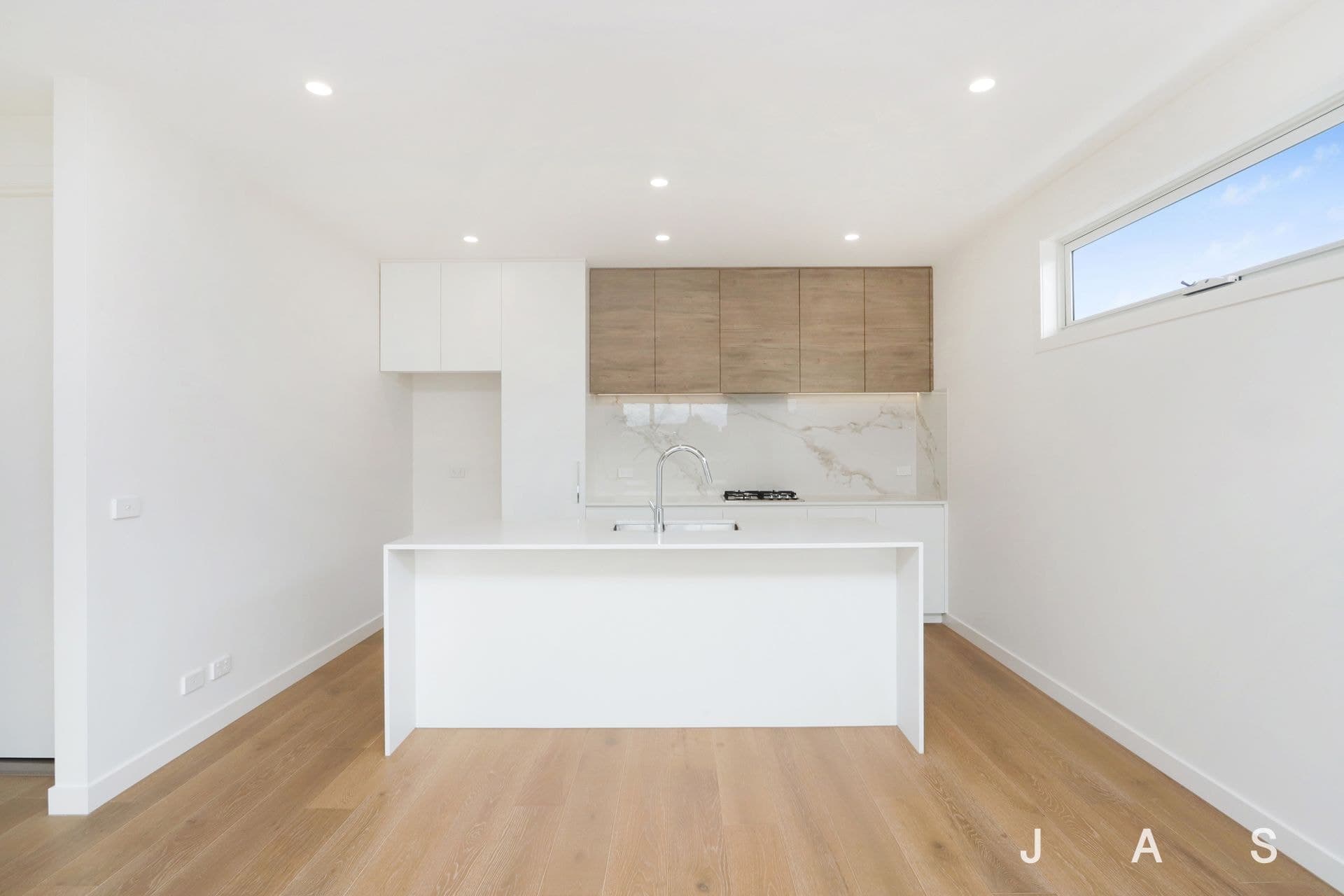 21B Clarendon Parade West Footscray VIC, West Footscray - Thumbnail 5