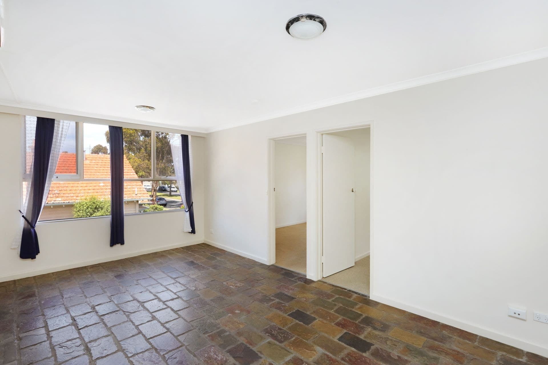 8/58 Mason Street Newport VIC, Newport - Thumbnail 5