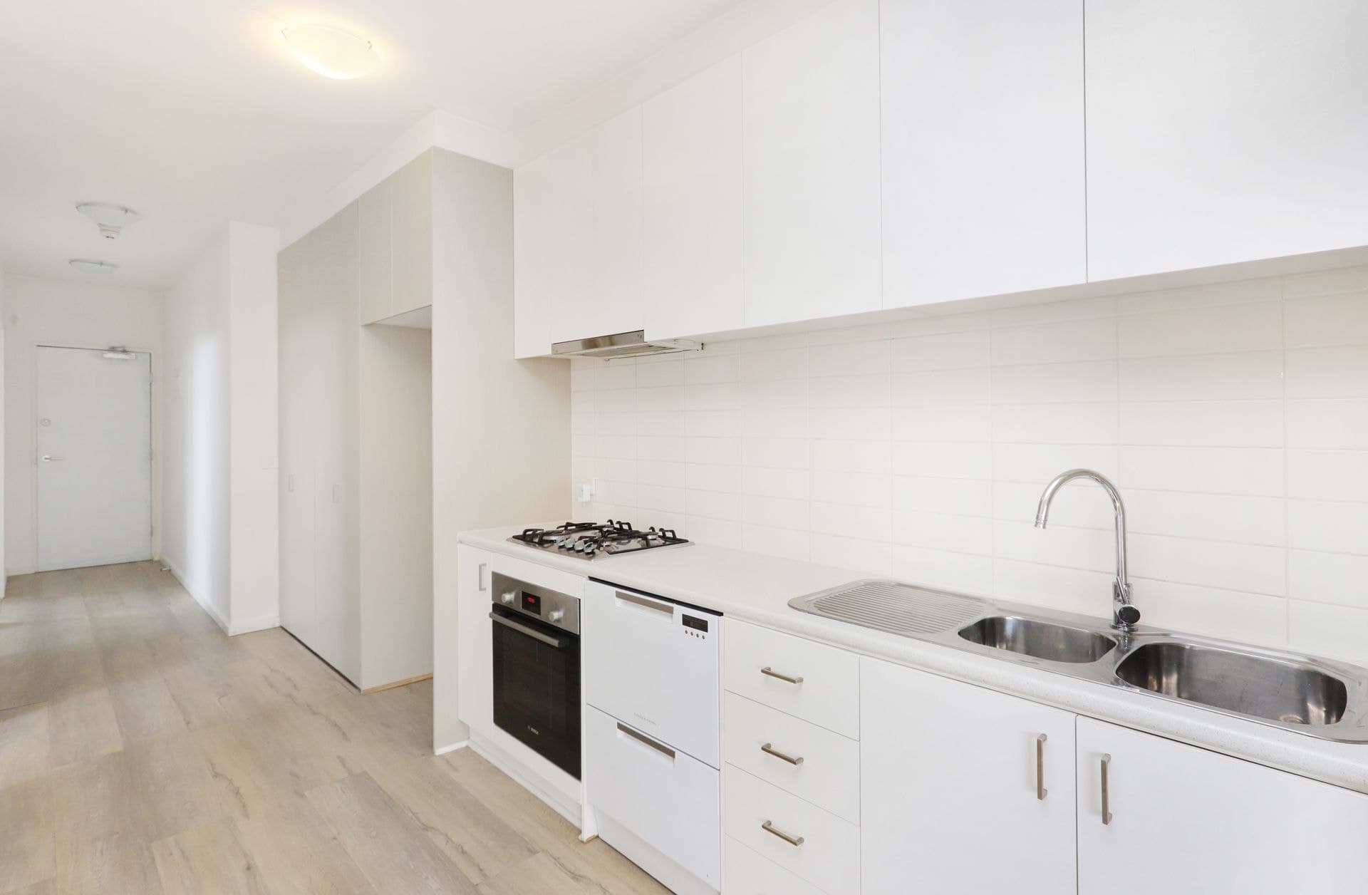 213/372 Geelong Road West Footscray VIC, West Footscray - Thumbnail 4