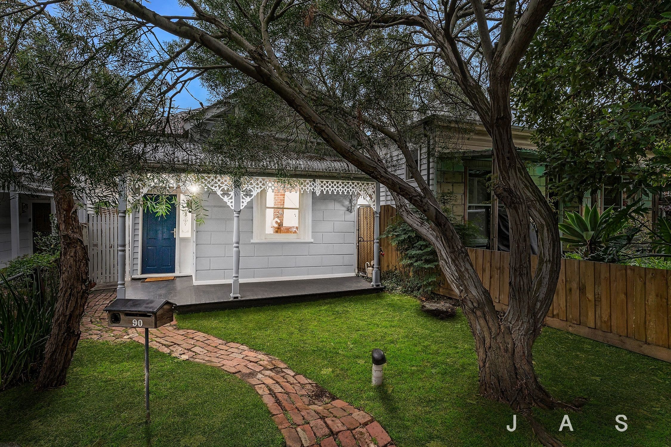 90 Pentland Parade Yarraville VIC, Yarraville - Thumbnail 2