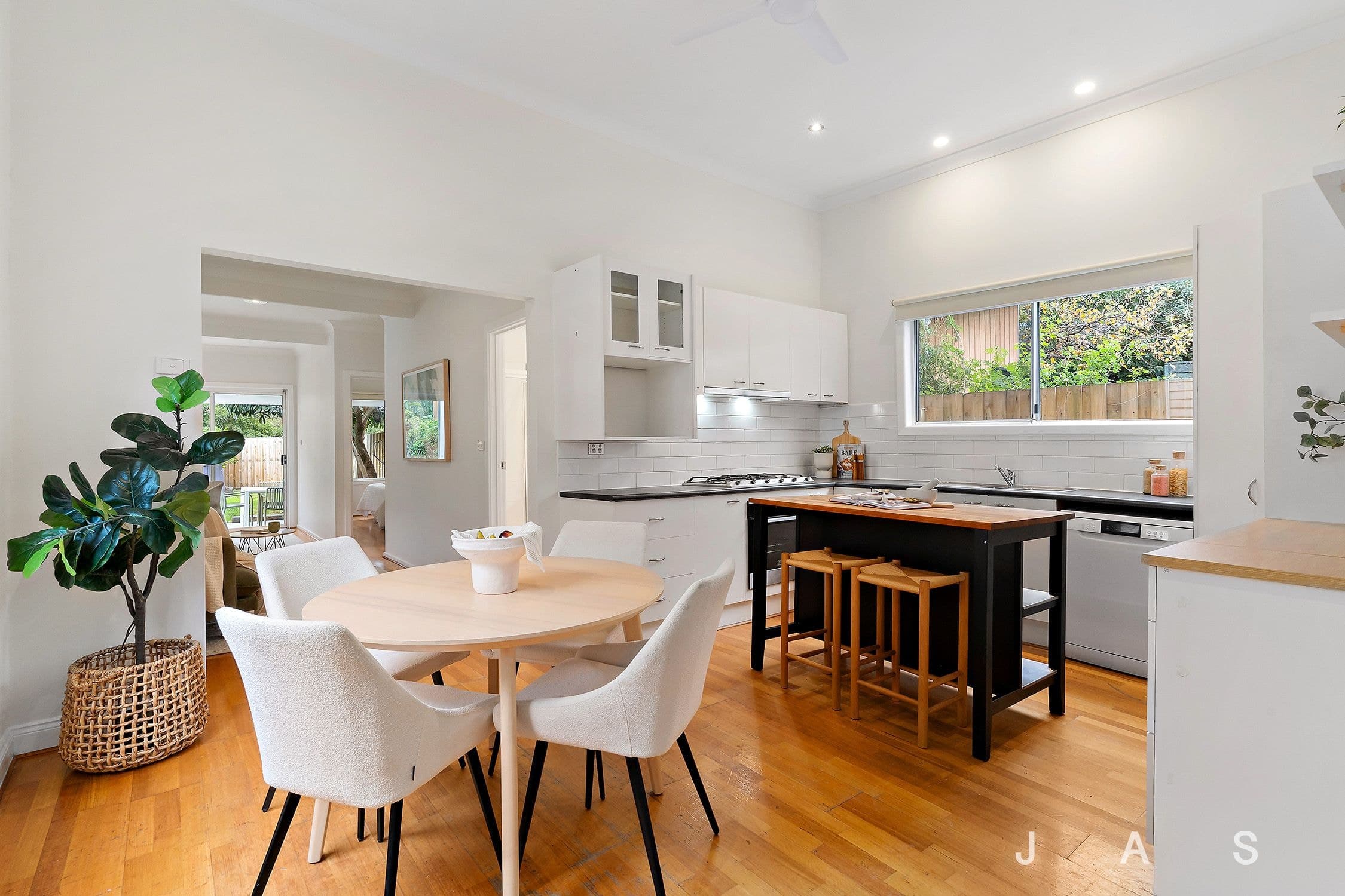 90 Pentland Parade Yarraville VIC, Yarraville - Thumbnail 7