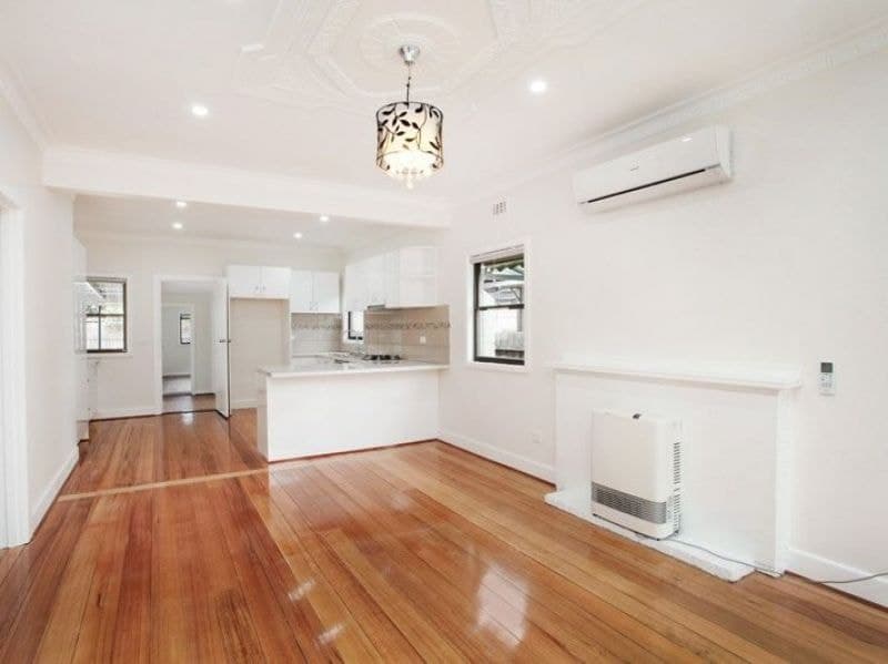 62 Suffolk Road Sunshine North Vic, Sunshine North - Thumbnail 4