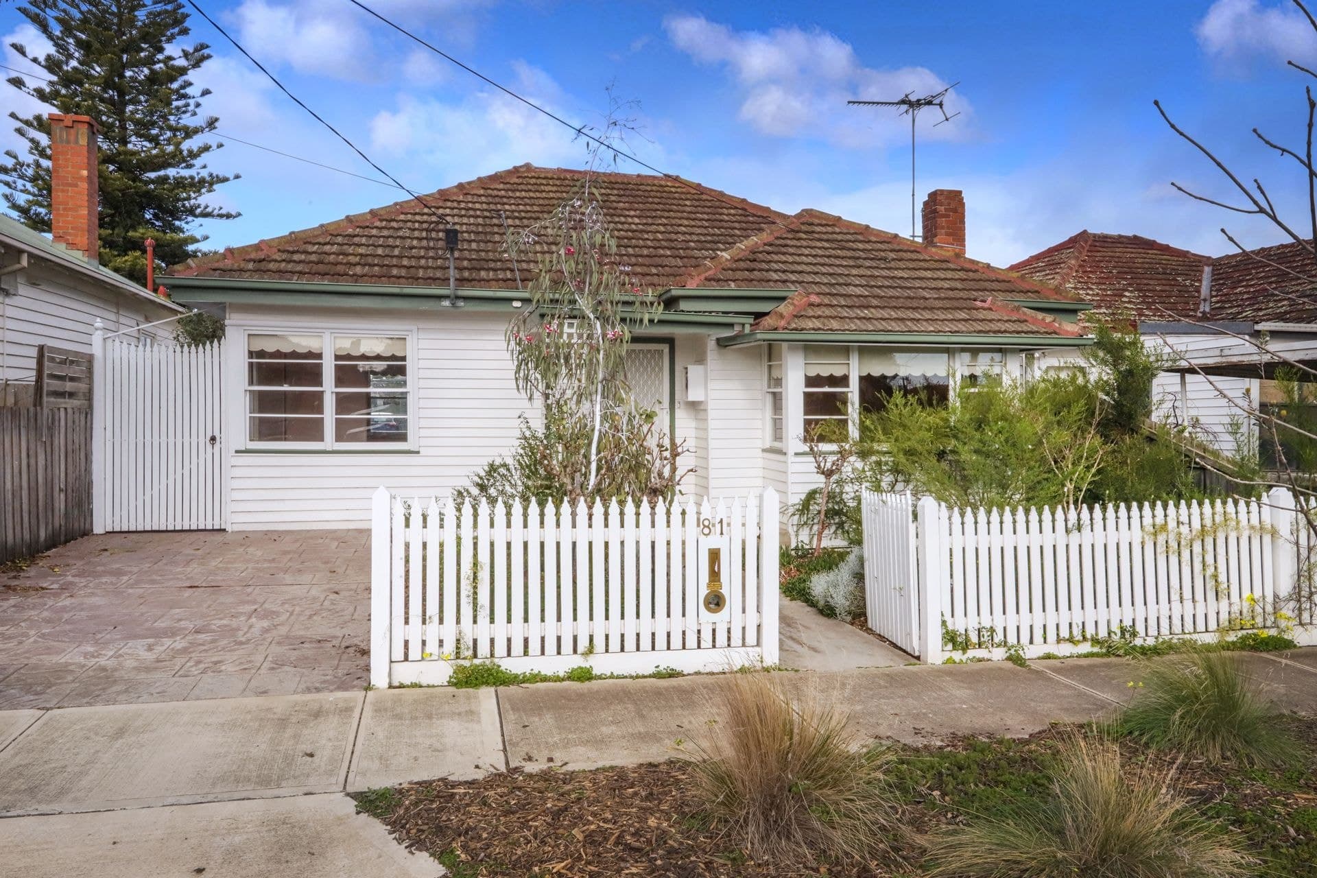 81 Benjamin Street Sunshine VIC, Sunshine - Thumbnail 2