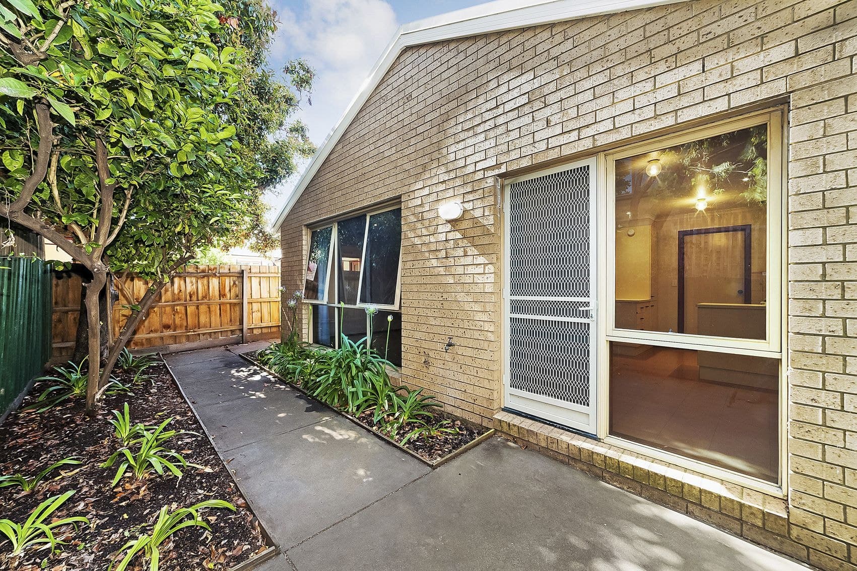 3/9-11 Hance Street Yarraville VIC, Yarraville - Thumbnail 3