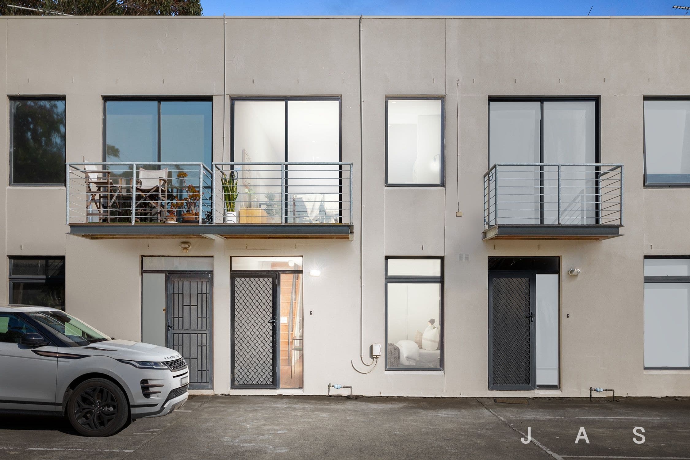 2/3 Canterbury Street Yarraville VIC, Yarraville - Thumbnail 2