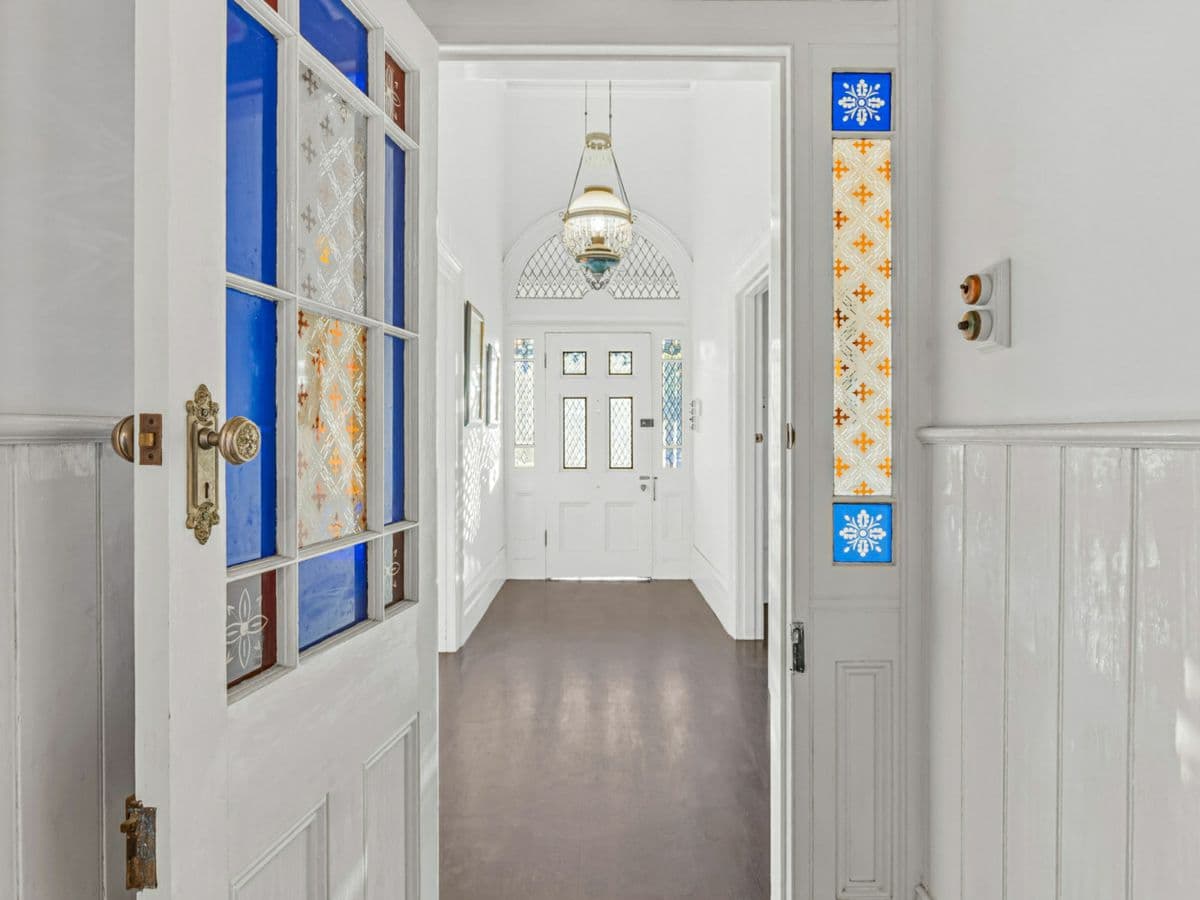 4 Loch Avenue, BALLARAT CENTRAL, Ballarat Central - Thumbnail 3