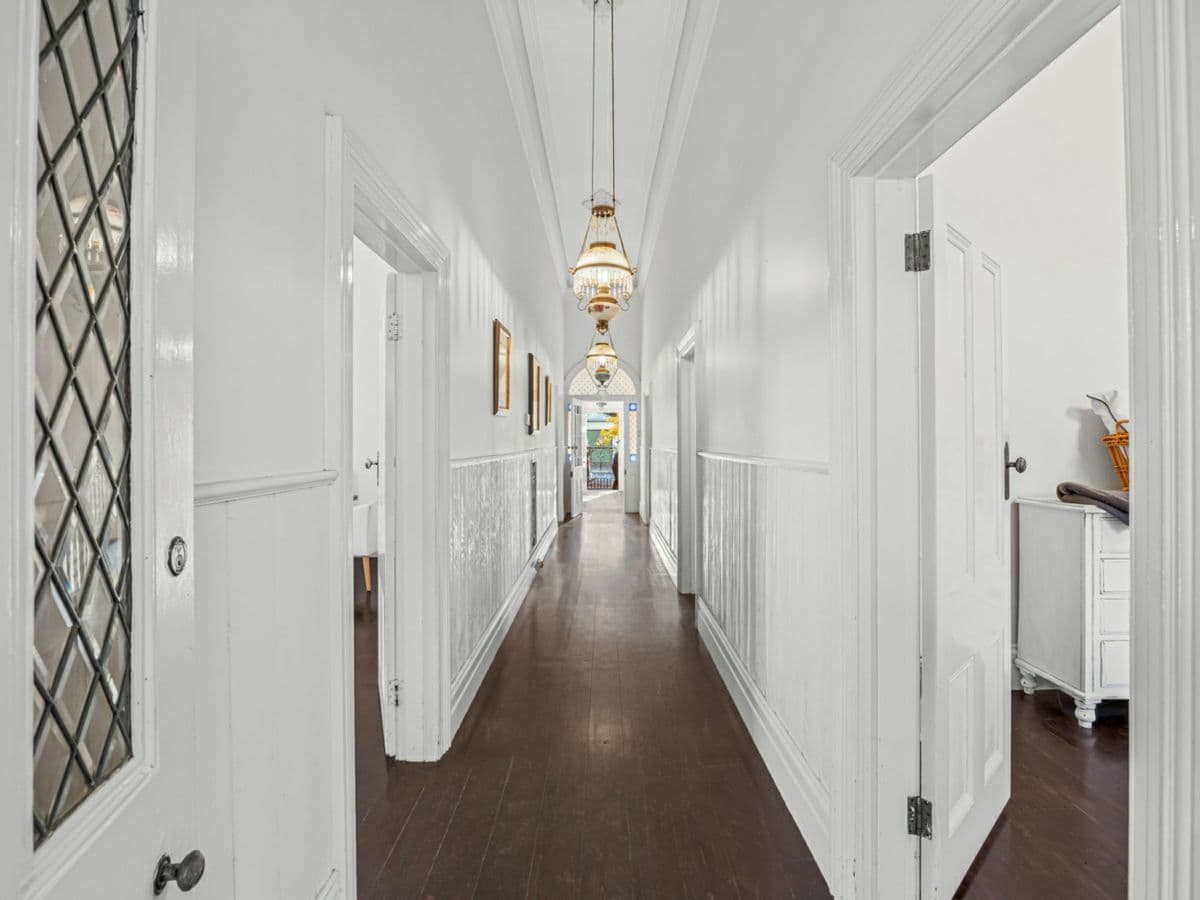 4 Loch Avenue, BALLARAT CENTRAL, Ballarat Central - Thumbnail 4