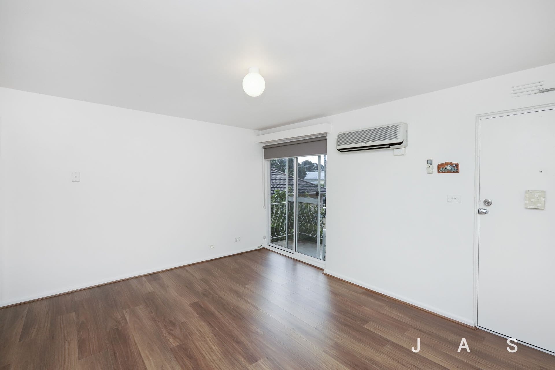 6/13 Speight Street Newport VIC, Newport - Thumbnail 3