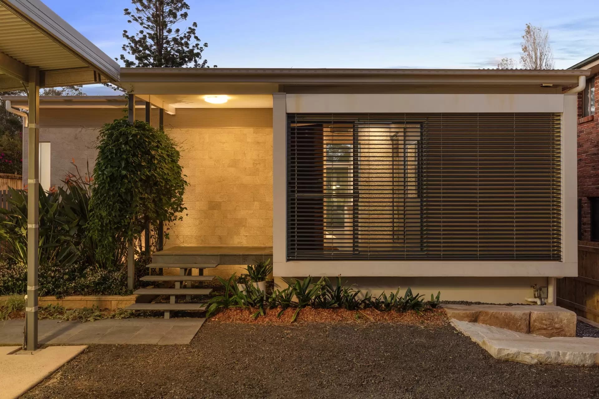 3 Lowe Road, Hornsby - Thumbnail 2