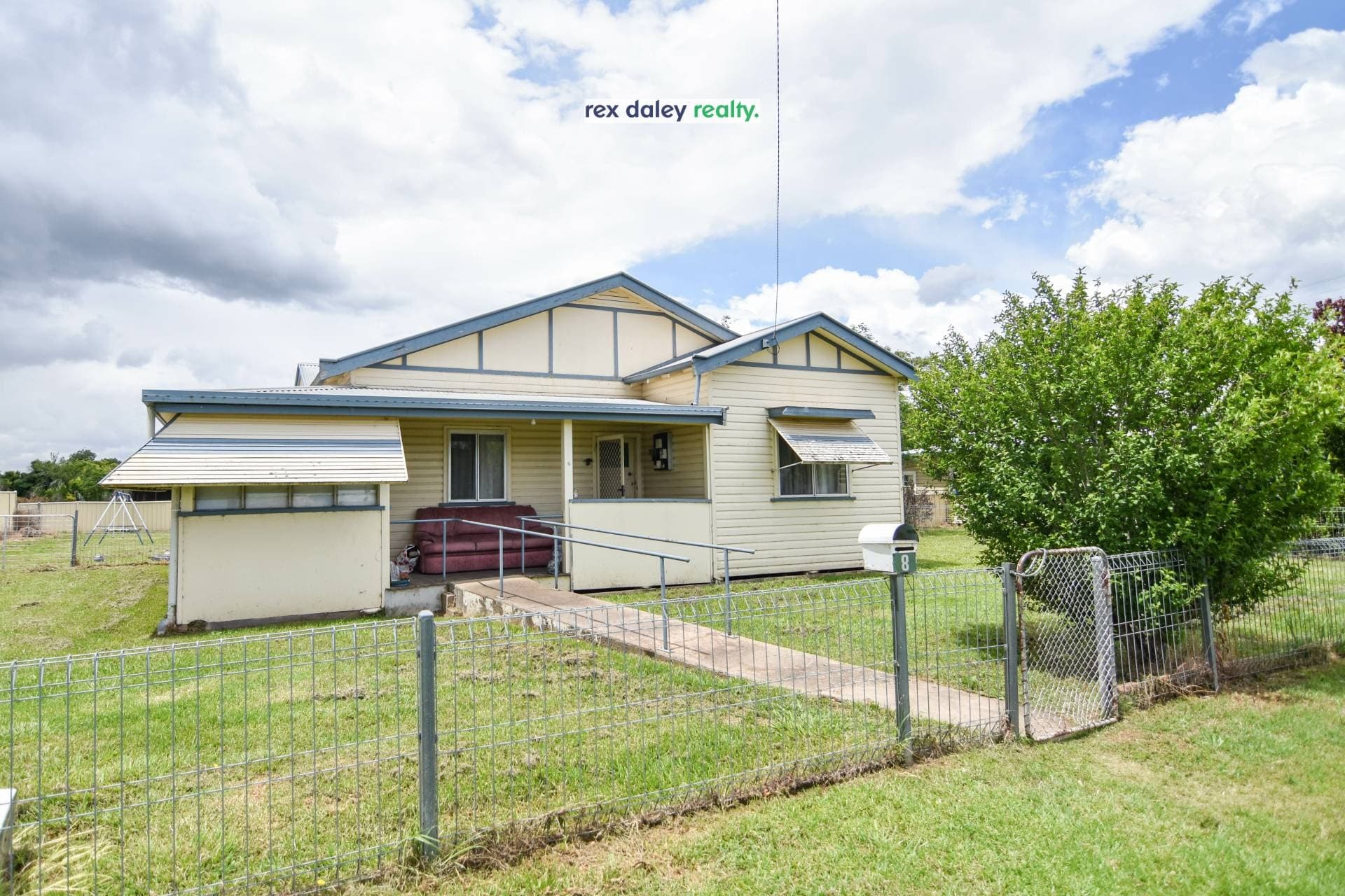 8 Wood Street, Inverell - Image 1