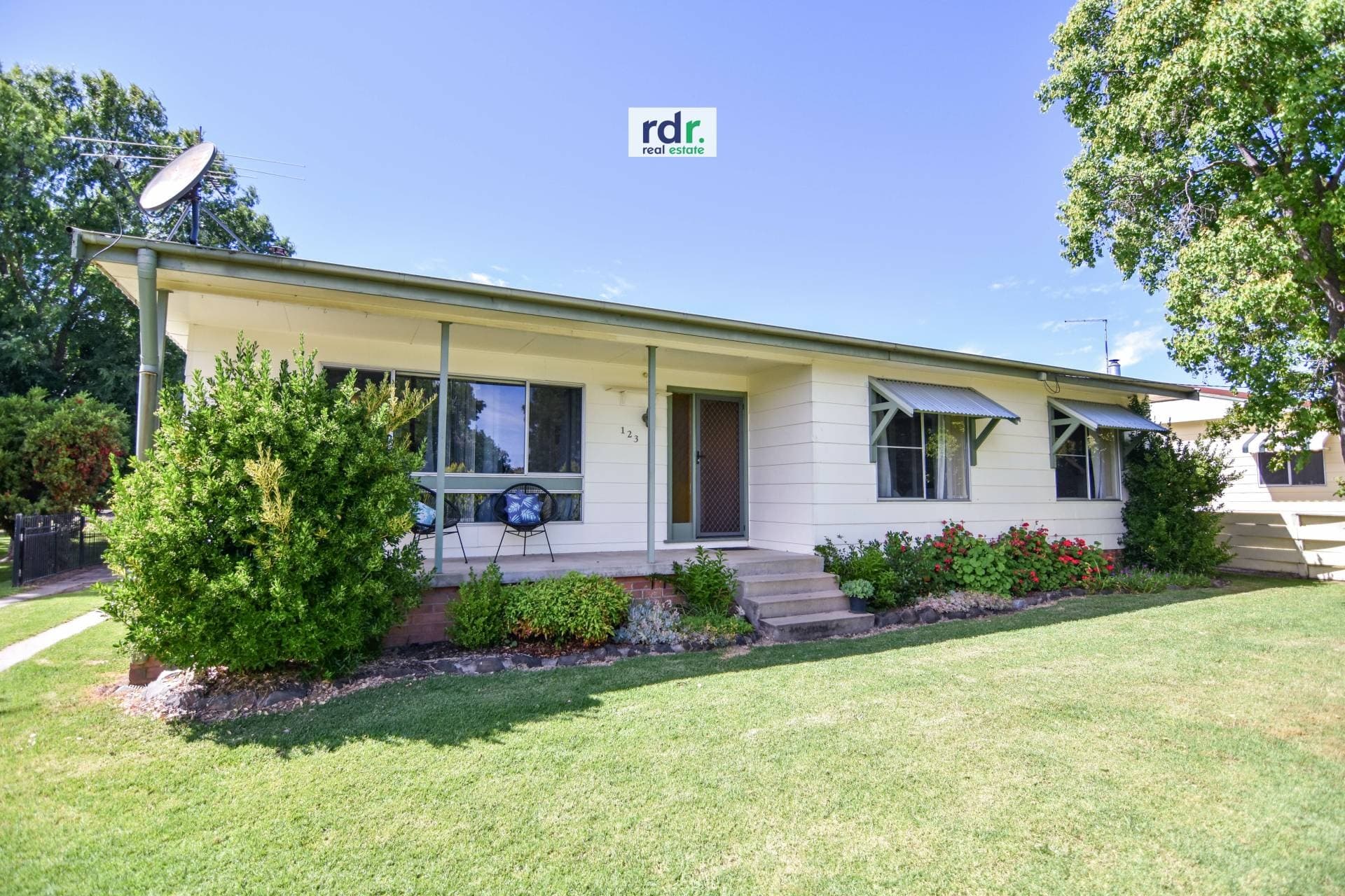 123 Henderson Street, Inverell - Image 1