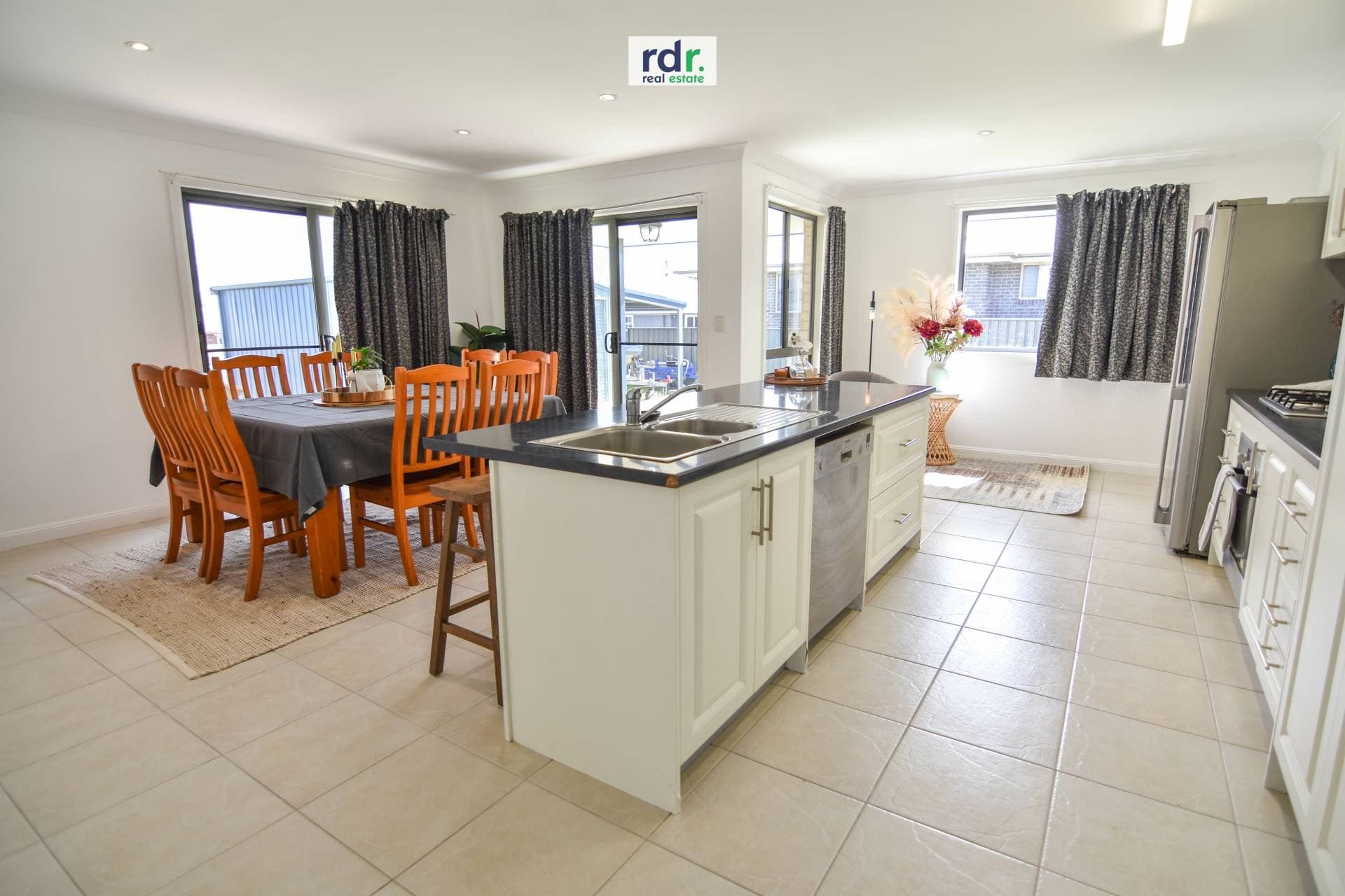 28 Kingfisher Drive, Inverell - Thumbnail 4