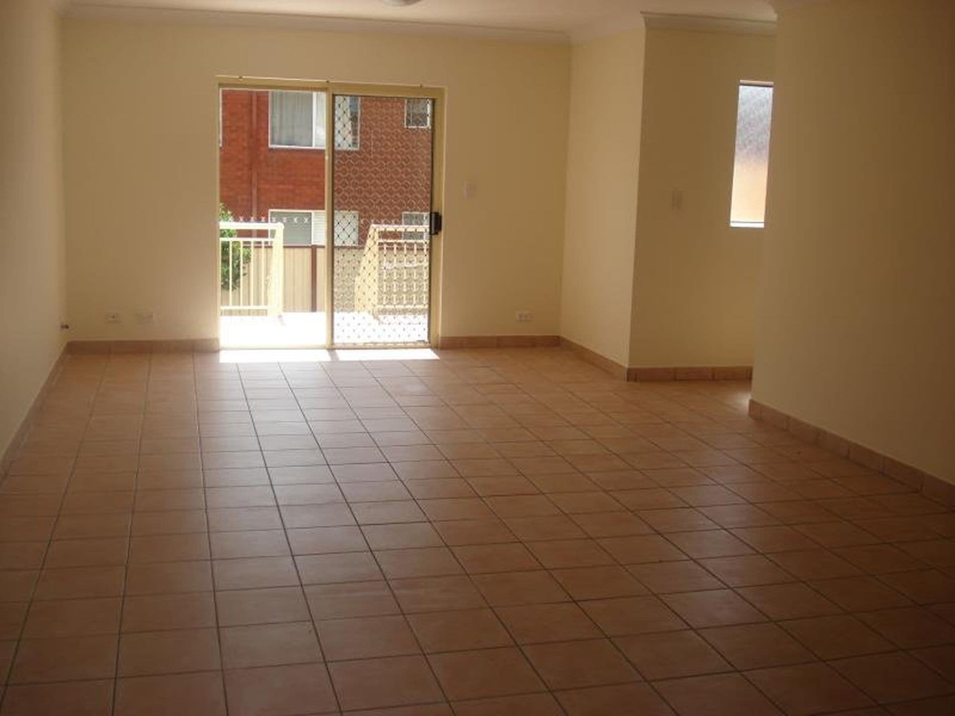 3 / 52 Second Avenue, Campsie, Campsie - Thumbnail 3