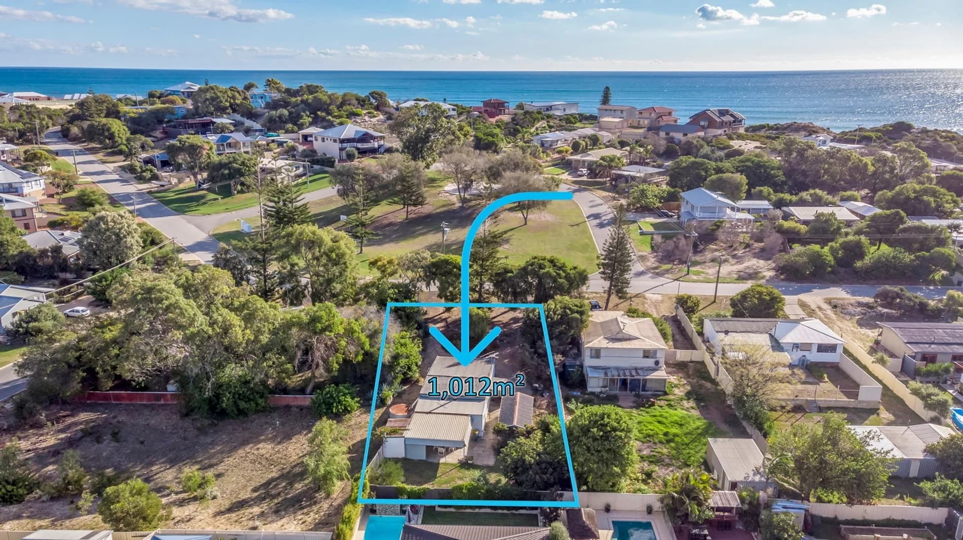 Rare Beachside Opportunity, 16 Bay View Crescent, Dawesville WA 6211, Dawesville - Thumbnail 6