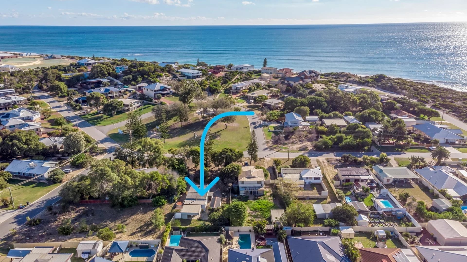 Rare Beachside Opportunity, 16 Bay View Crescent, Dawesville WA 6211, Dawesville - Thumbnail 8
