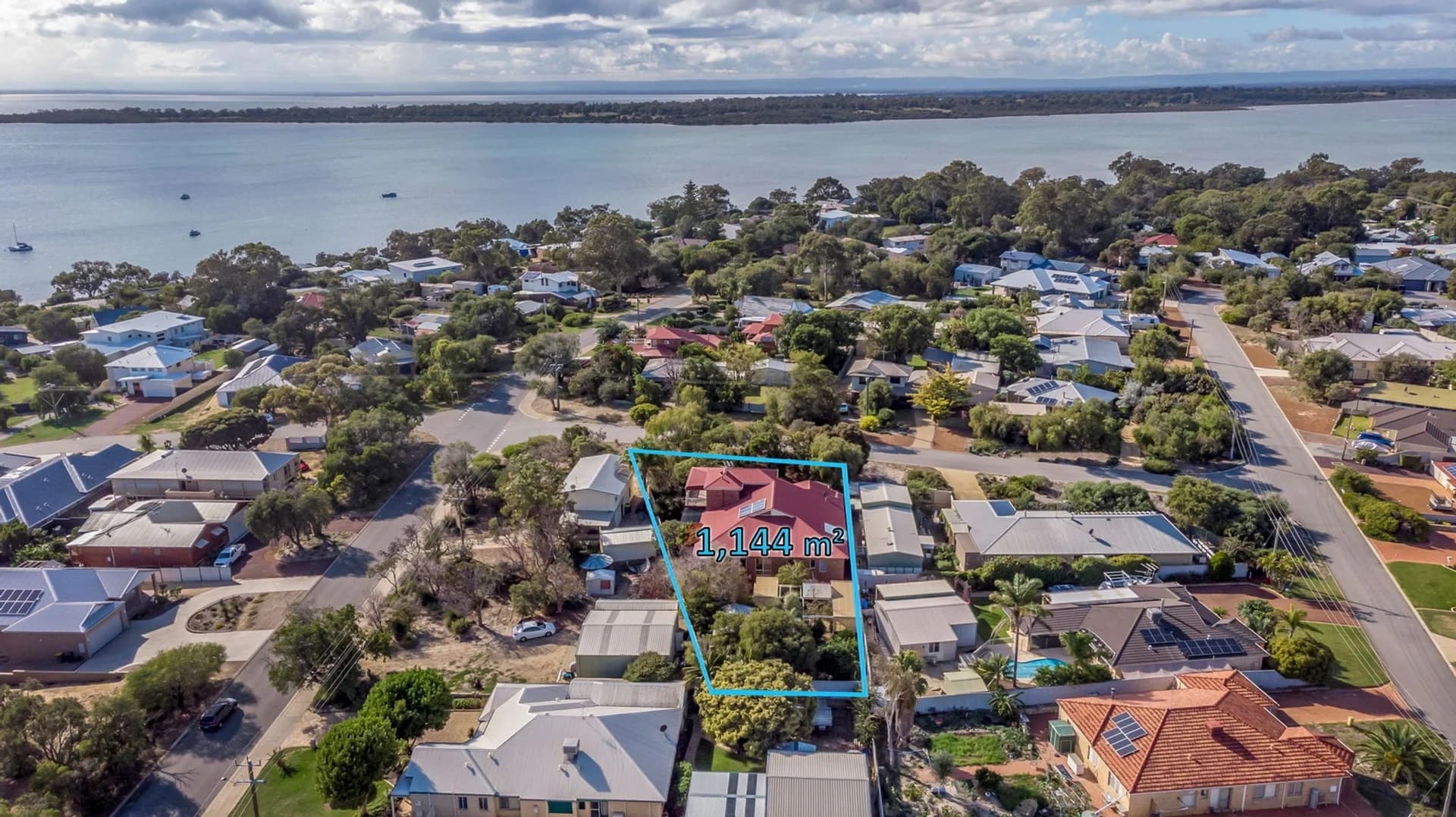 Grand Living, 23 Ewing Crescent, Dawesville WA 6211, Dawesville - Thumbnail 8