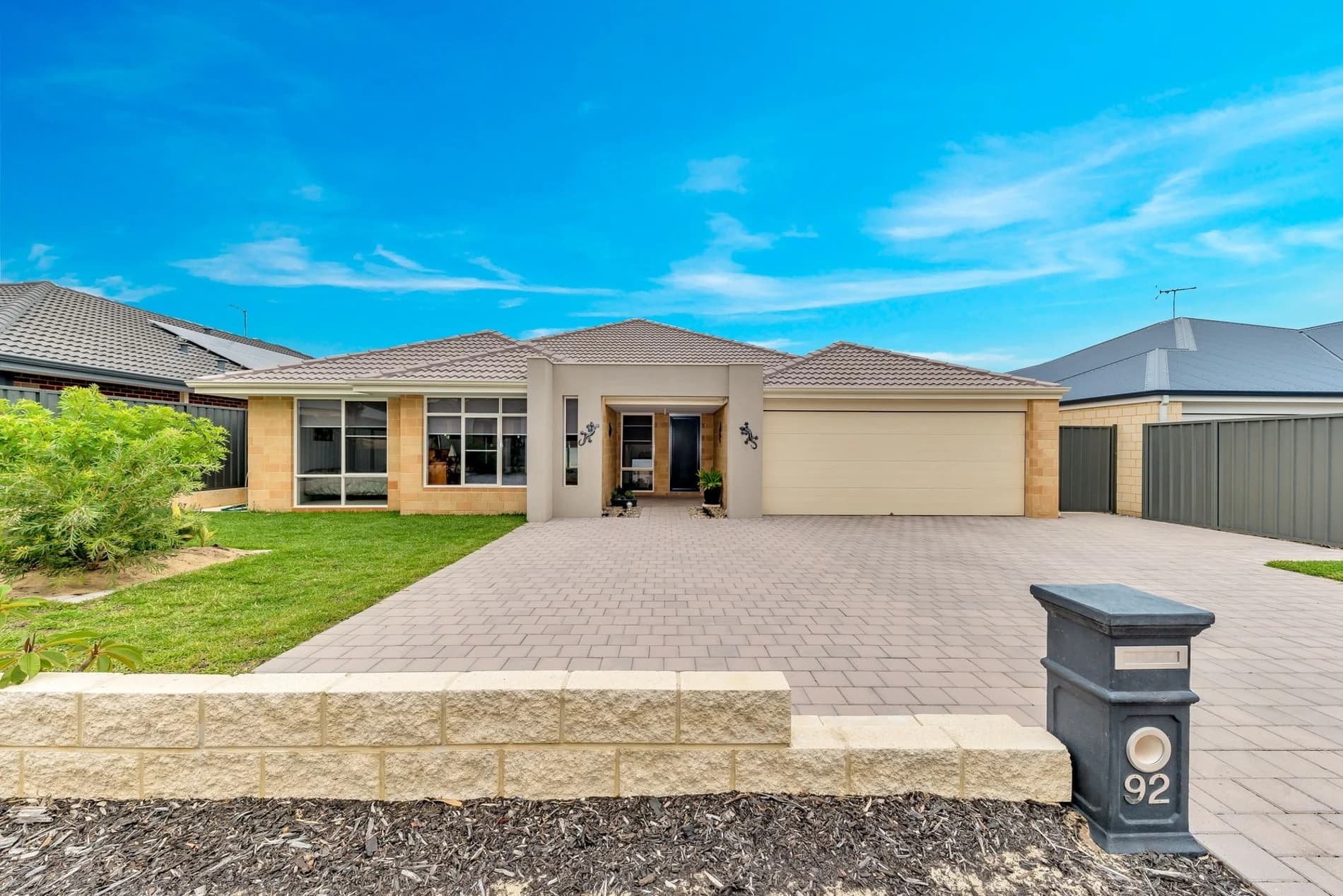 Quality Built Home With Pool, 92 Jinatong Loop, Dawesville WA 6211, Dawesville - Thumbnail 6
